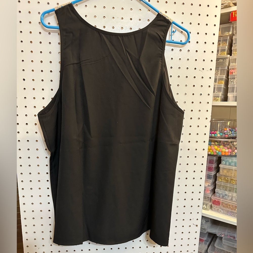 SHEIN XL *NEW* Black Tank Top with cream Trim - Picture 2 of 4